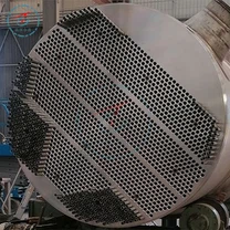 Трубный лист, плакированный титановой сталью, сваркой взрывом